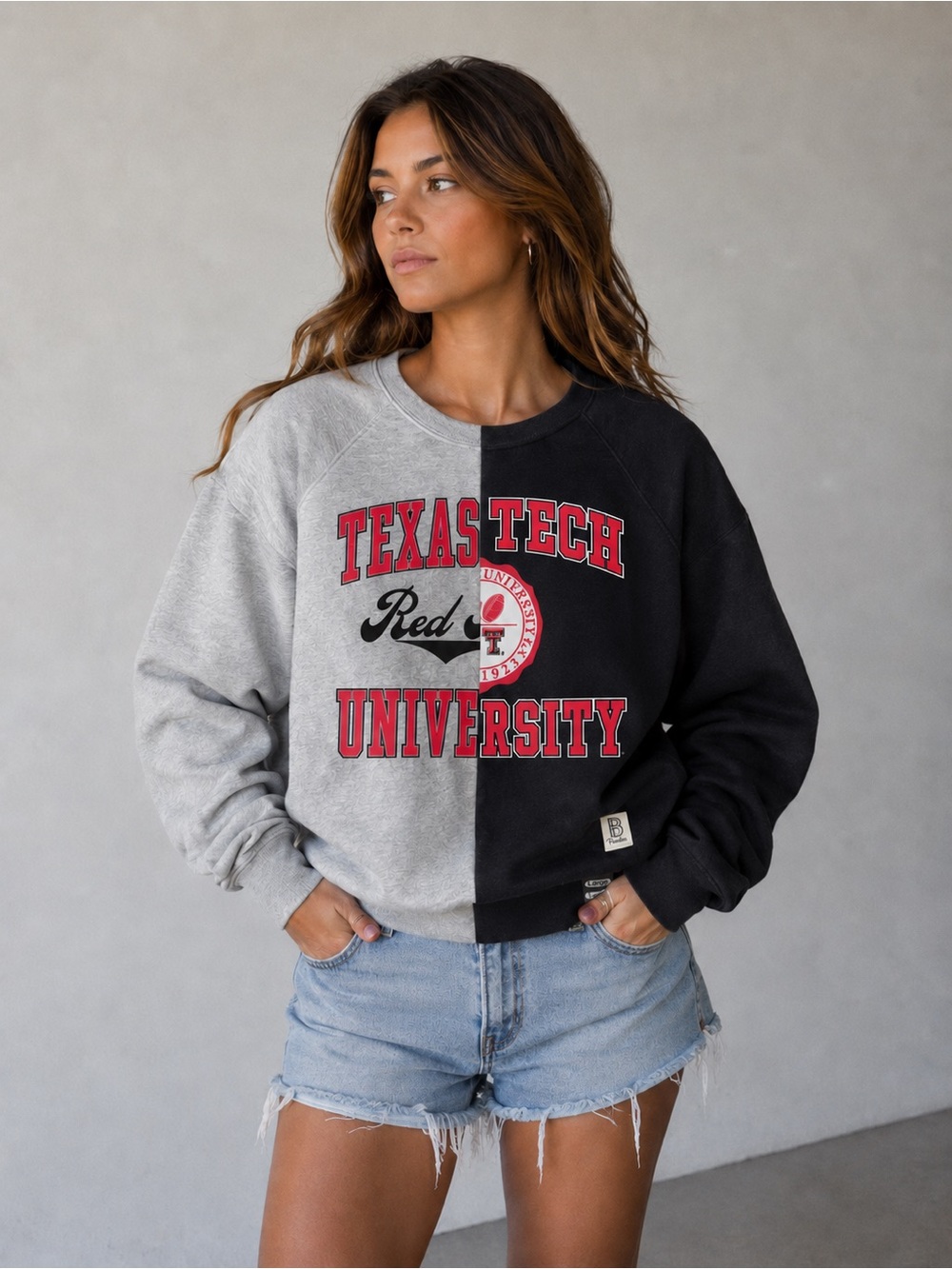 NWT Texas Tech Split-Color Crewneck Sweatshirt - Woman’s Large Gray & Black